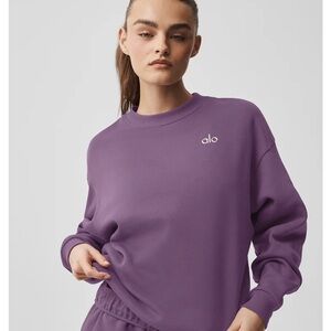 ALO Yoga Women's Plum Kiss Sweatshirt